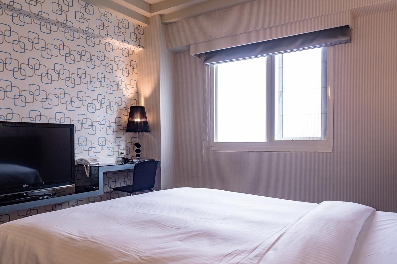 Joy Hotel Sanchung New Taipei City Ngoại thất bức ảnh
